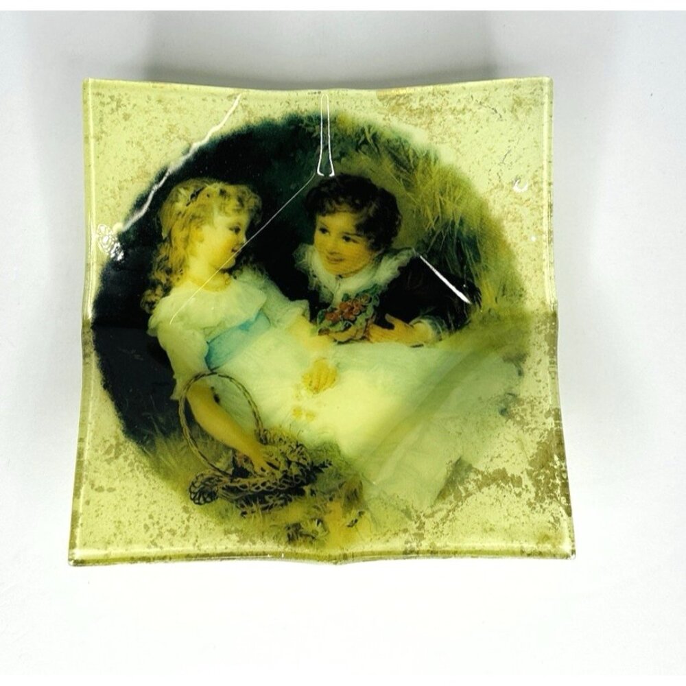 Vintage Curved Bent Glass Trinket Dish Ashtray Candy Young Love Girl Boy 6”